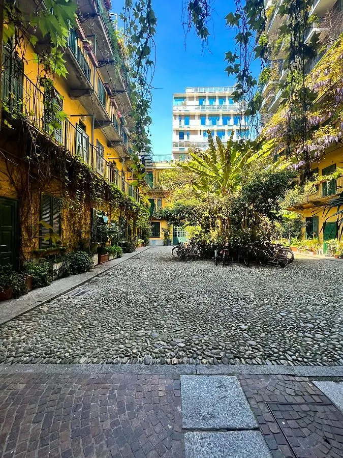 The Mundial Studio - Bosco Verticale View Mediolan